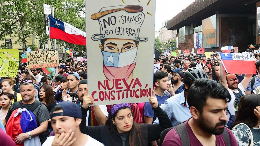 Chile tendrá un referéndum para reformar la Constitución Chile tendrá un referéndum para reformar la Constitución