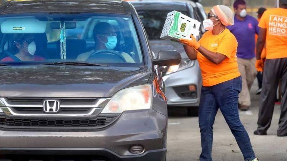 Florida, que mantiene su tasa contagios de coronavirus por debajo del 10% desde hace más de 15 días, es la tercera región con más casos en todo Estados Unidos. Florida, que mantiene su tasa contagios de coronavirus por debajo del 10% desde hace más de 15 días, es la tercera región con más casos en todo Estados Unidos.