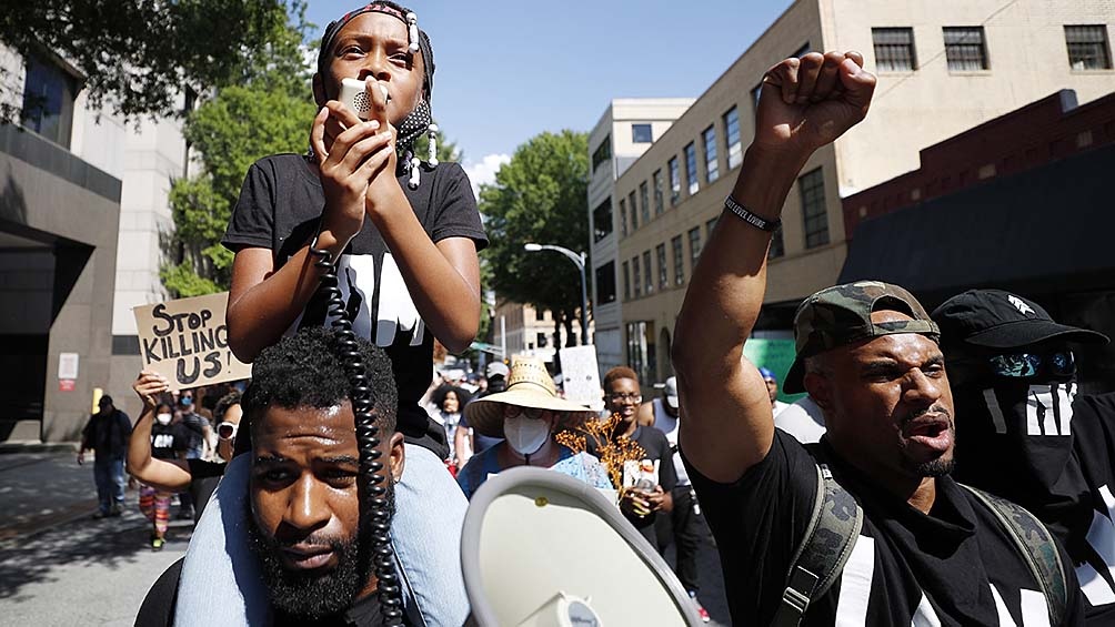 Afroestadounidenses enfrentan el creciente racismo policial Afroestadounidenses enfrentan el creciente racismo policial
