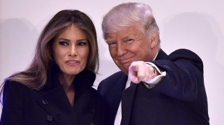 Junto a Melania Trump, su tercera esposa. Junto a Melania Trump, su tercera esposa.