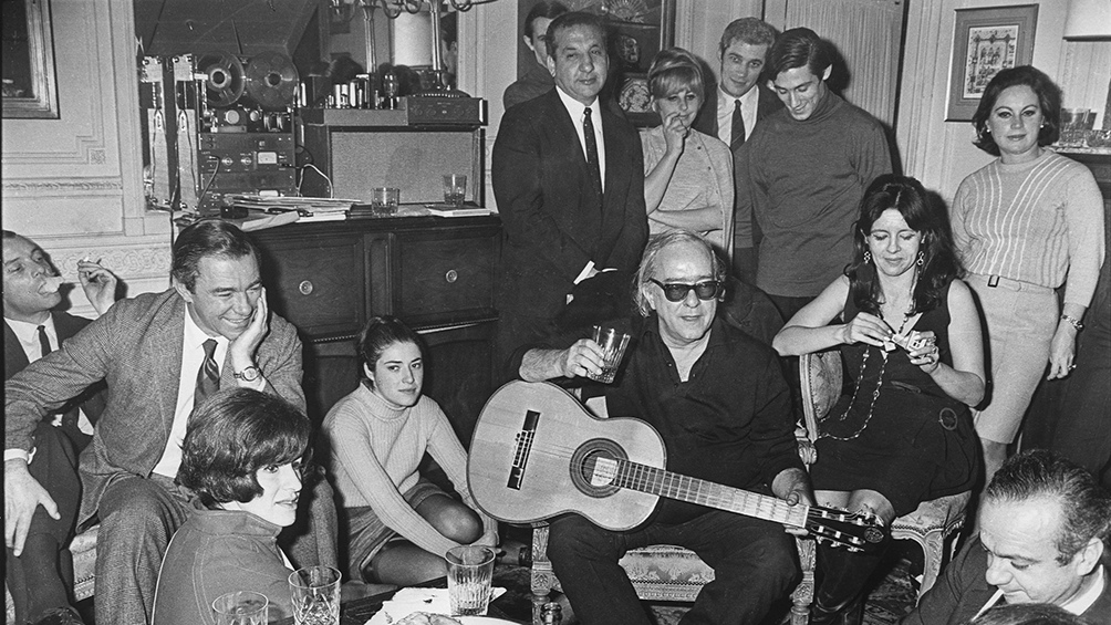 La experiencia junto a Vinicius fue el inicio de una relación personal que la cantante atesora como "un privilegio". La experiencia junto a Vinicius fue el inicio de una relación personal que la cantante atesora como "un privilegio".