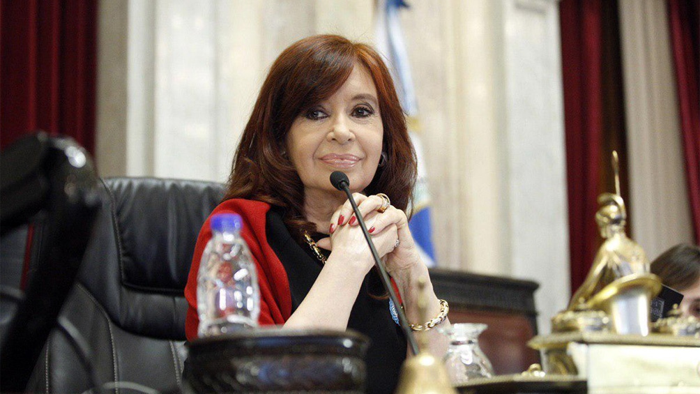 La vicepresidenta replicó en su posteo un hilo de tuits de la senadora Vicencio. La vicepresidenta replicó en su posteo un hilo de tuits de la senadora Vicencio.