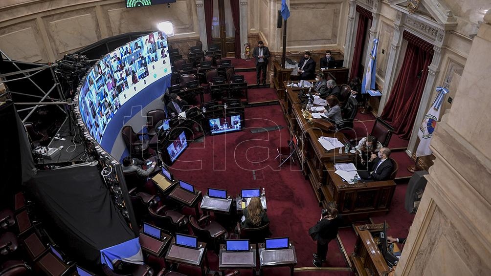 La cámara alta durante el tratamiento de la reforma judicial. La cámara alta durante el tratamiento de la reforma judicial.