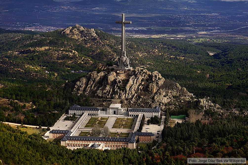 La iniciativa impulsa transformar el Valle de los Caídos en un cementerio civil La iniciativa impulsa transformar el Valle de los Caídos en un cementerio civil
