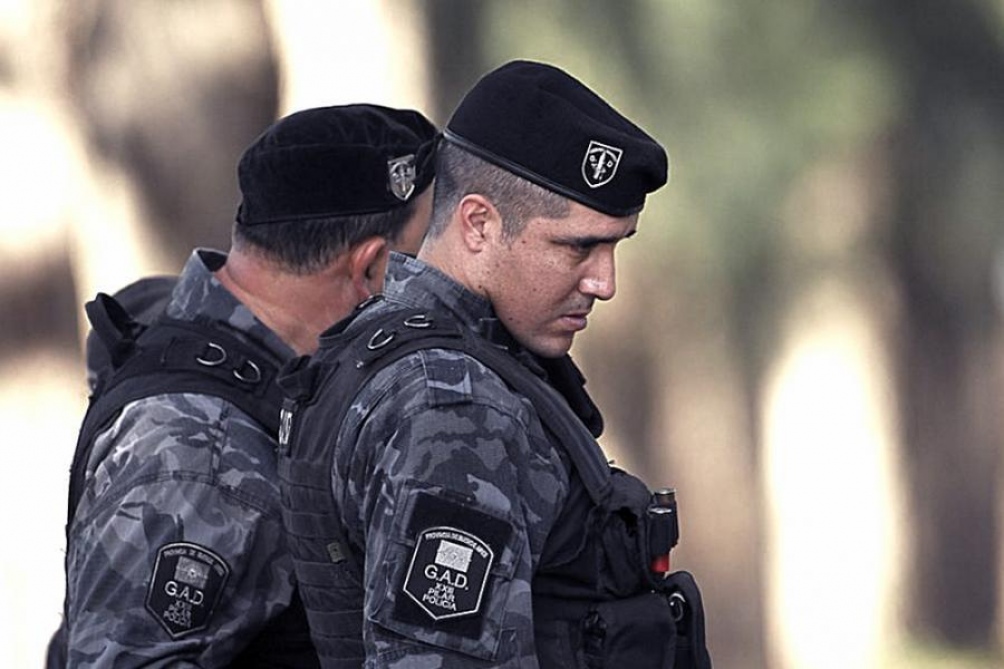 "Queremos dar certidumbre sobre lo que va a pasar, queremos dar certeza a la fuerza", dijo Bianco . "Queremos dar certidumbre sobre lo que va a pasar, queremos dar certeza a la fuerza", dijo Bianco .