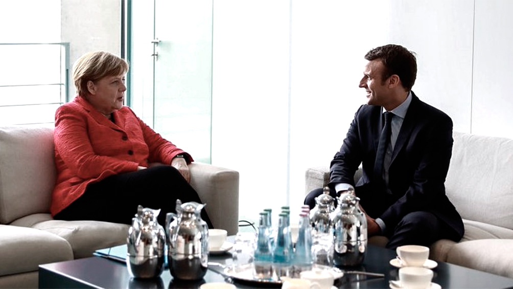 Merkel y Macron acordaron el refugio de 400 menores migrantes que se quedaron sin techo Merkel y Macron acordaron el refugio de 400 menores migrantes que se quedaron sin techo