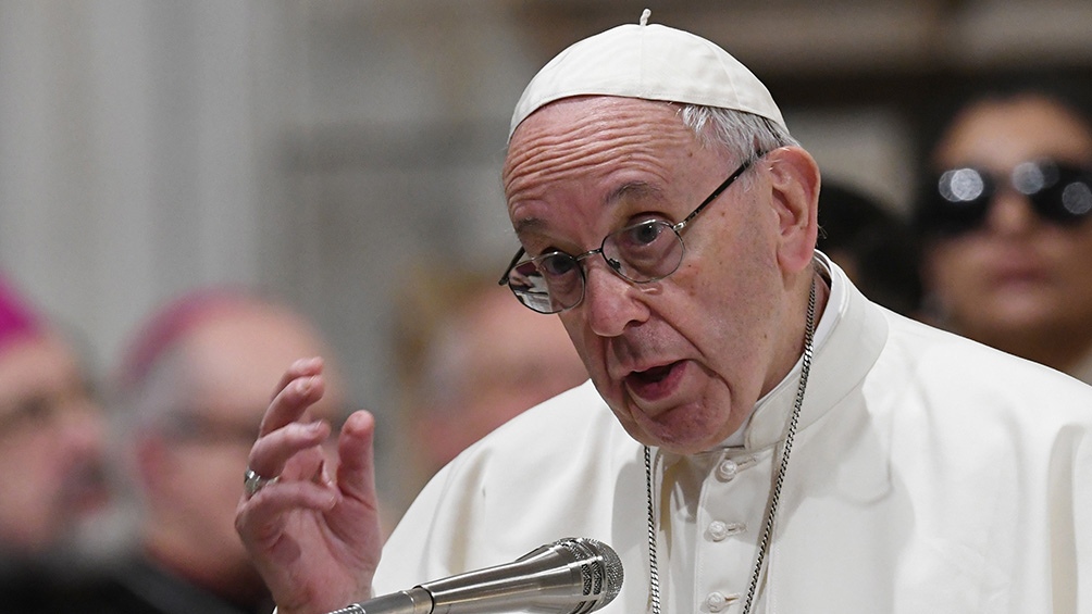 El Papa pidió frenar el ritmo inhumano de consumo El Papa pidió frenar el ritmo inhumano de consumo