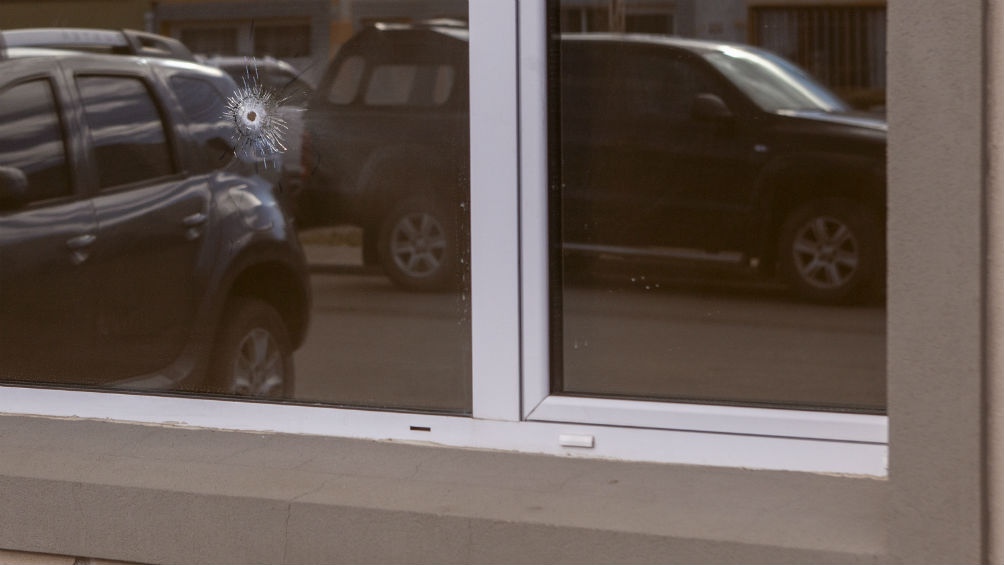 Disparo en una de las ventanas Disparo en una de las ventanas