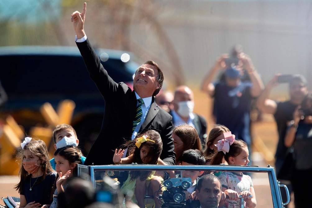 Bolsonaro encabezó una celebración de la Independencia reducida por la pandemia Bolsonaro encabezó una celebración de la Independencia reducida por la pandemia