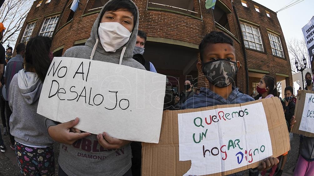 Sobre la orden judicial de desalojo del predio, dijo que están "a la espera de otra solución", ya que "no esperamos un desalojo". Sobre la orden judicial de desalojo del predio, dijo que están "a la espera de otra solución", ya que "no esperamos un desalojo".