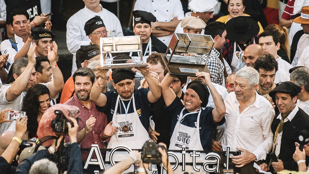 En septiembre de 2018, Gauna y Rosales se consagraron campeones en la Feria de Mataderos, en Buenos Aires. En septiembre de 2018, Gauna y Rosales se consagraron campeones en la Feria de Mataderos, en Buenos Aires.