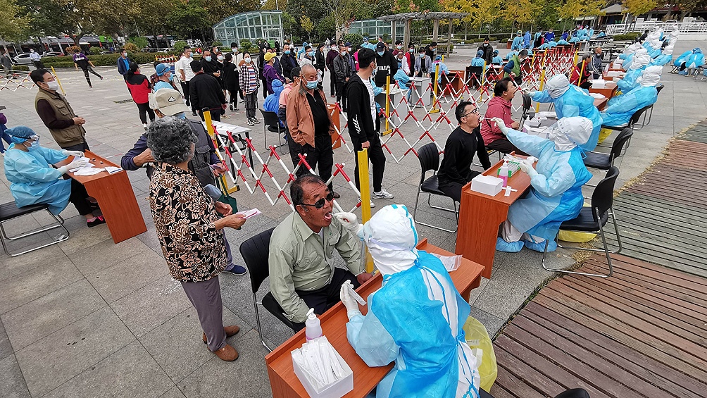 China registró hasta ahora 4.634 muertes por coronavirus sobre un total de 85.611 casos. China registró hasta ahora 4.634 muertes por coronavirus sobre un total de 85.611 casos.