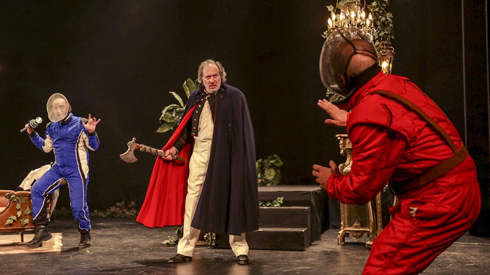"La pasión según Teresa Von Hauptbahof" es la quinta de las 21 obras seleccionadas en el marco de Nuestro Teatro. "La pasión según Teresa Von Hauptbahof" es la quinta de las 21 obras seleccionadas en el marco de Nuestro Teatro.